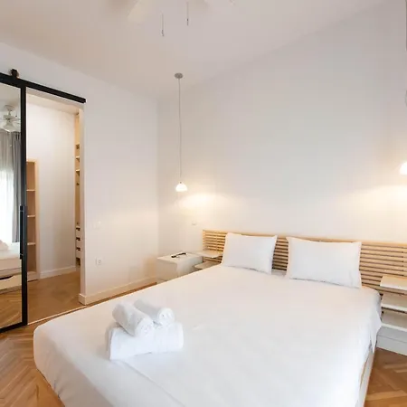 Marilyn By Halu!, Luxe & Stylish 3bd Retreat Апартаменти Салоніки